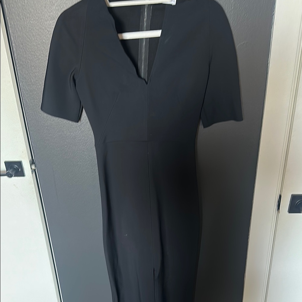 Scanlan Theodore scuba tight v neck Elegant Black Dress